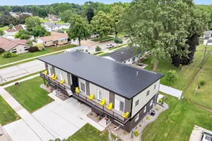 1751 S Oneida St, Green Bay, WI 54304 - Photo 5