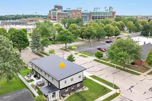 1751 S Oneida St, Green Bay, WI 54304 - Photo 3