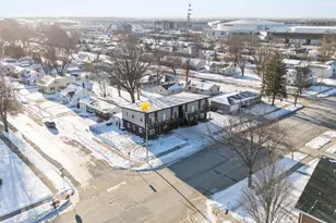 1749 S Oneida St, Green Bay, WI 54304 - Photo 67