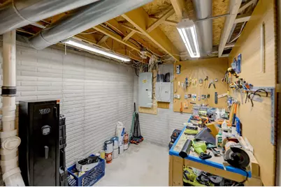 3129 Honey Creek Court, Oshkosh, WI 54904 - Photo 39