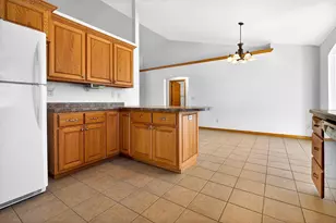 3321 E Canvasback Ln, Appleton, WI 54913 - Photo 11