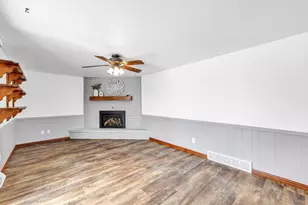 550 Edelweiss Dr, Green Bay, WI 54302 - Photo 17