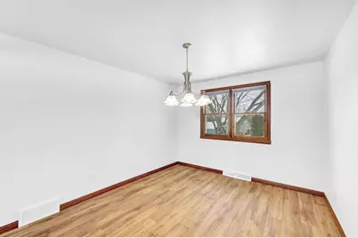 550 Edelweiss Drive, Green Bay, WI 54302 - Photo 13