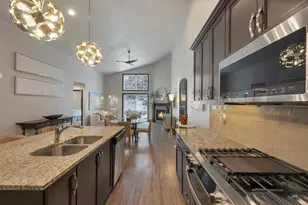 2580-3 Bay Harbor Circle, Green Bay, WI 54304 - Photo 11