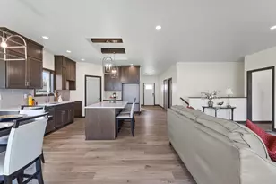 733 Tambour Ct, De Pere, WI 54115 - Photo 29