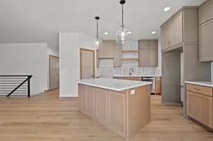 2522 Tipperary Trl, De Pere, WI 54115 - Photo 3