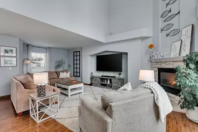 1427 W Starview Drive, Appleton, WI 54913 - Photo 3