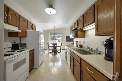 1528 Van Road, Green Bay, WI 54311 - Photo 35