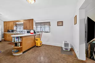 306 5th St, Fond du Lac, WI 54935 - Photo 17