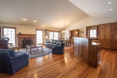 2640 Appian Way, Green Bay, WI 54302 - Photo 11