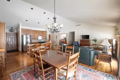 2640 Appian Way, Green Bay, WI 54302 - Photo 9