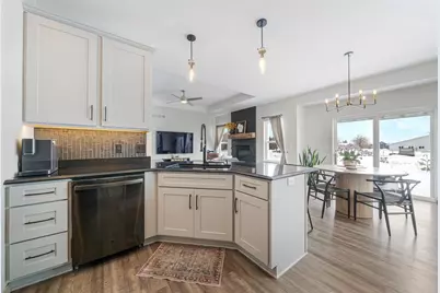 531 S Silver Fox Drive, Kewaskum, WI 53040 - Photo 11