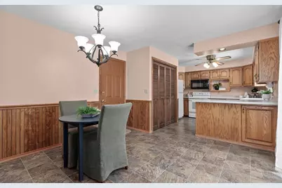 924 S Kensington Drive, Appleton, WI 54915 - Photo 9