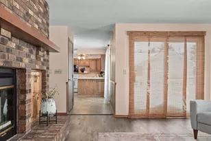 924 S Kensington Dr, Appleton, WI 54915 - Photo 7