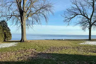 957 Brighton Dr, Menasha, WI 54952 - Photo 81