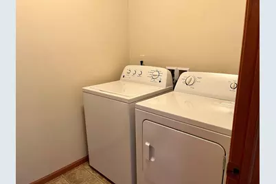 953 Charles Wright Drive, Waupaca, WI 54981 - Photo 7