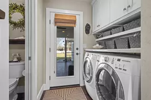 3075 Ridgeway Dr, Neenah, WI 54956 - Photo 49