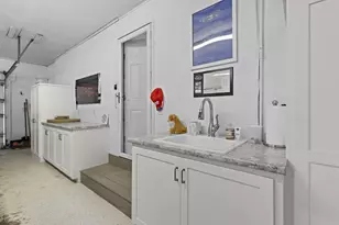 3075 Ridgeway Dr, Neenah, WI 54956 - Photo 47