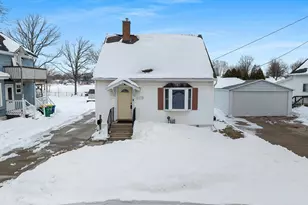 1517 Farlin St, Green Bay, WI 54302 - Photo 1