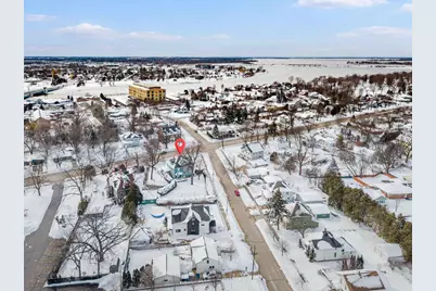 1552 Algoma Boulevard, Oshkosh, WI 54901 - Photo 61