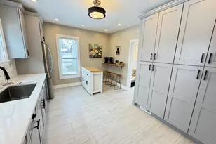 324 E Commercial St, Appleton, WI 54911 - Photo 5