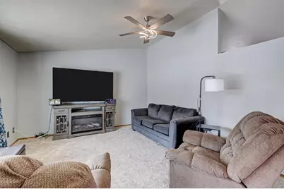 39 Welcome Circle, Appleton, WI 54915 - Photo 7