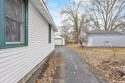 2225 Mt Vernon Street, Oshkosh, WI 54901 - Photo 21