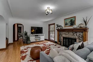 803 W Prospect Ave, Appleton, WI 54914 - Photo 3