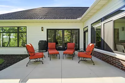 945 Woodcrest Heights Drive, Menasha, WI 54952 - Photo 35