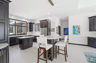 945 Woodcrest Heights Dr, Menasha, WI 54952 - Photo 9