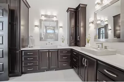 945 Woodcrest Heights Drive, Menasha, WI 54952 - Photo 19