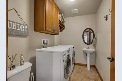 6885 Ireland Trail, Little Suamico, WI 54171 - Photo 11