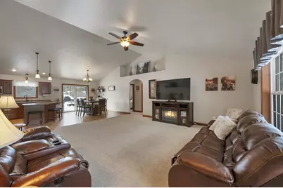 6885 Ireland Trail, Little Suamico, WI 54171 - Photo 5