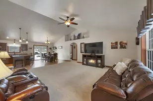 6885 Ireland Trail, Little Suamico, WI 54171 - Photo 5