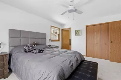 2336 Wisconsin Street, Oshkosh, WI 54901 - Photo 11