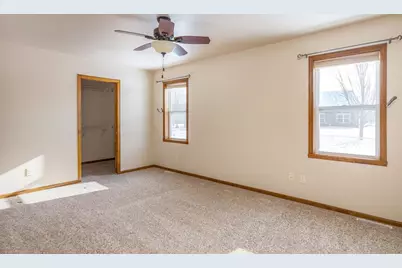 1636 Pendleton Road, Neenah, WI 54956 - Photo 11