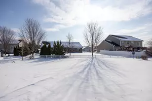 1636 Pendleton Rd, Neenah, WI 54956 - Photo 23