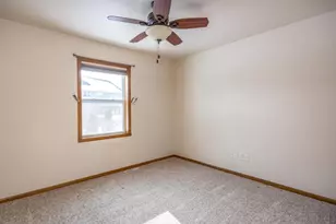 1636 Pendleton Rd, Neenah, WI 54956 - Photo 15