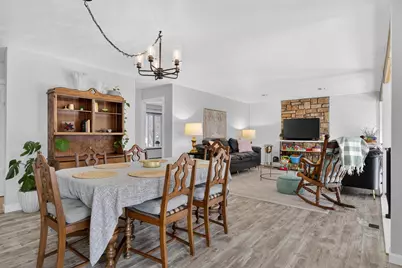 2755 Montclair Place, Oshkosh, WI 54904 - Photo 7