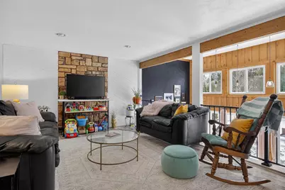 2755 Montclair Place, Oshkosh, WI 54904 - Photo 5