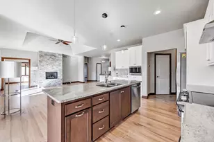 3424 Schubert Pl, Green Bay, WI 54311 - Photo 11