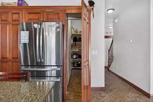 1906 Wasilla Ln, Neenah, WI 54956 - Photo 15