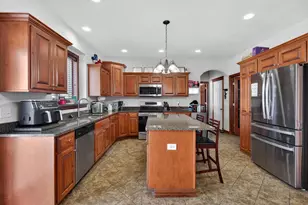 1906 Wasilla Ln, Neenah, WI 54956 - Photo 11