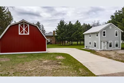 E1471 Arbor Street, Waupaca, WI 54981 - Photo 5