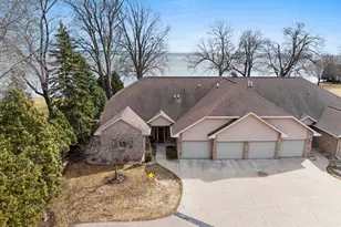 957 Brighton Dr, Menasha, WI 54952 - Photo 79