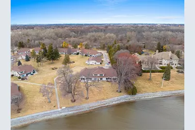 957 Brighton Drive, Menasha, WI 54952 - Photo 7