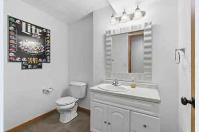 2294 Meadow Heights Circle, Neenah, WI 54956 - Photo 25