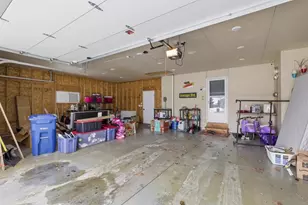 2294 Meadow Heights Cir, Neenah, WI 54956 - Photo 27