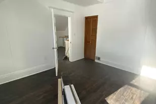 823 W Oklahoma St, Appleton, WI 54914 - Photo 9