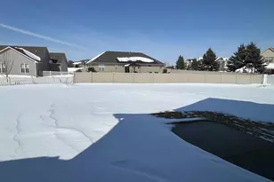 600 Castlestone Ct, Hobart, WI 54155 - Photo 27